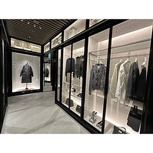 特別とお気に入りが見つかる空間。麻布台ヒルズで見るMaison Margiela(メゾンマルジェラ)